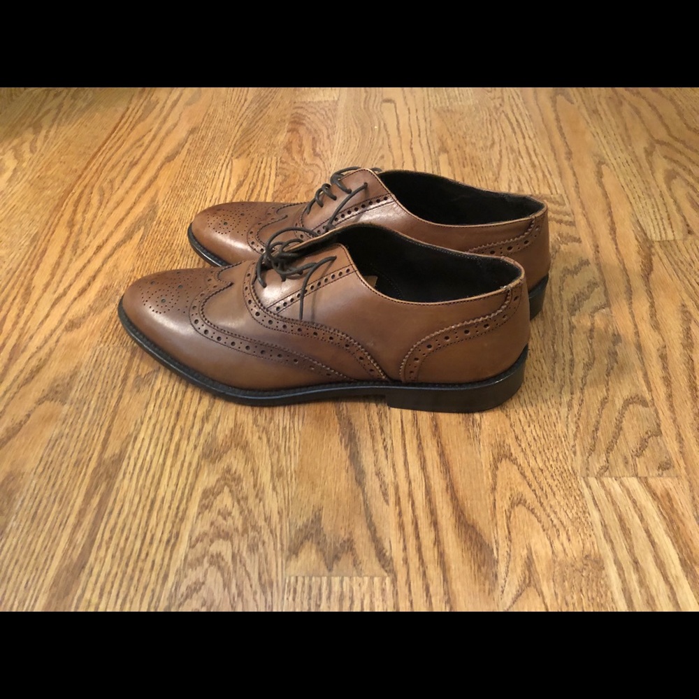 To Boot New York Wing Tip dress shoes. Barely worn